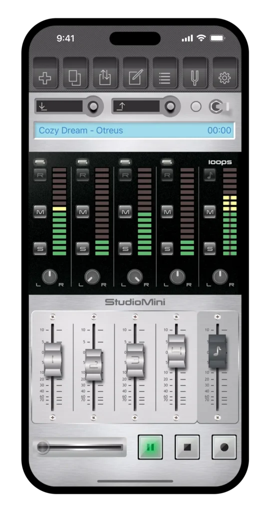 Capture d’écran de l’application d’enregistrement musical StudioMini sur iPhone.